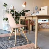 selinesteba.com - etalage voor fonQ.JPG